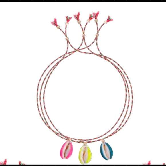 Shell Painted Bracelet - Picture 6 of 6